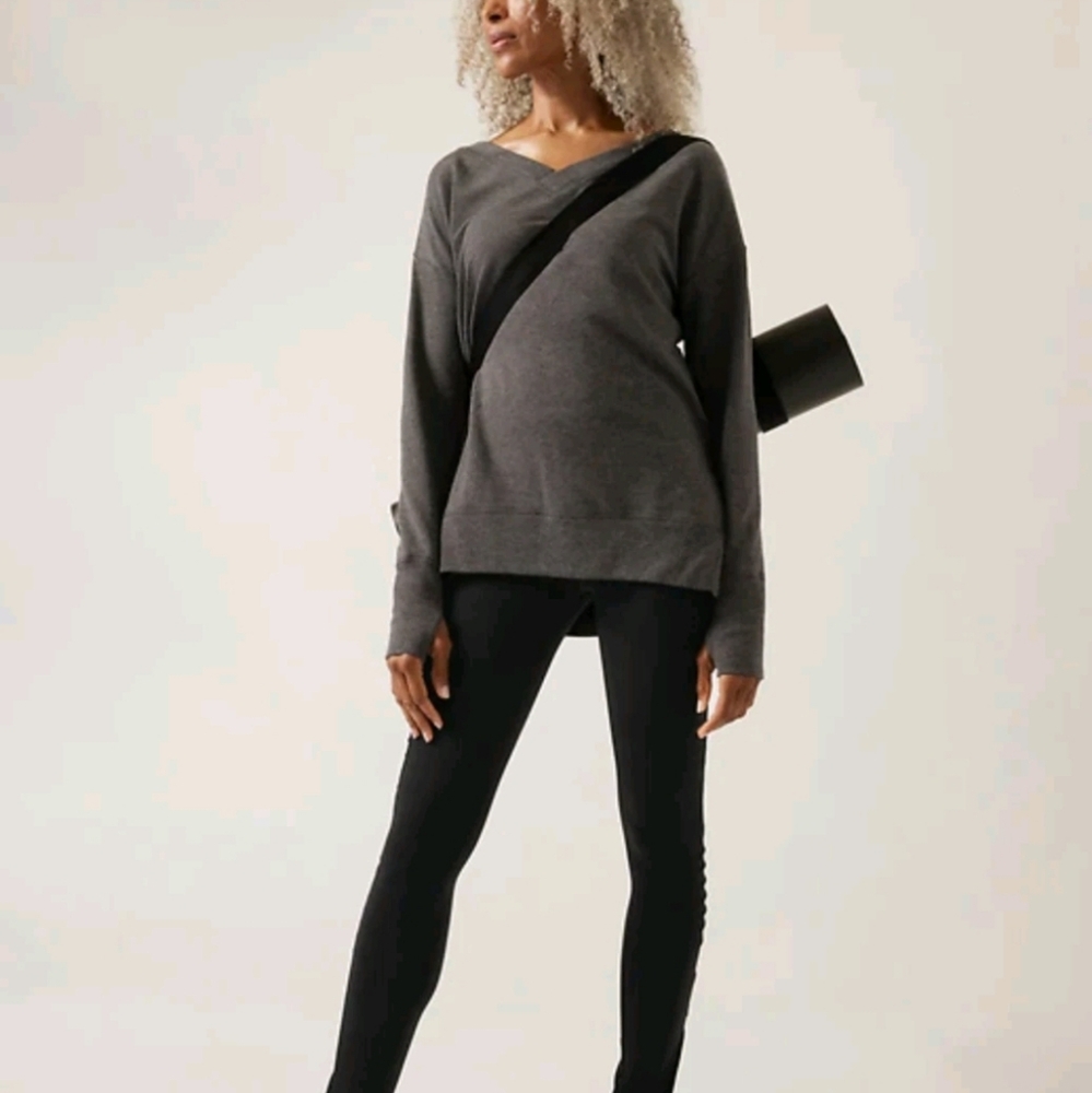 ATHLETA CHARCOAL GREY HEATHER SOFT COASTER LUXE V-NECK‎ SWEATSHIRT TOP Sz L